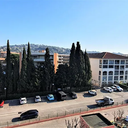 A Avec Parking, Balcon, Animaux Admis - Fr-1-780-37 *